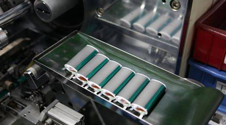 皮埃蒙特為美國項目提供鋰電池研究.jpg